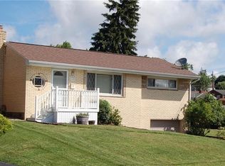602 Elaine Dr, Pittsburgh, PA 15236