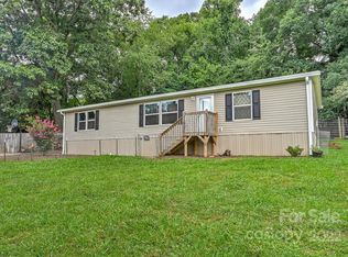 42 Eye View Dr, Candler, NC 28715
