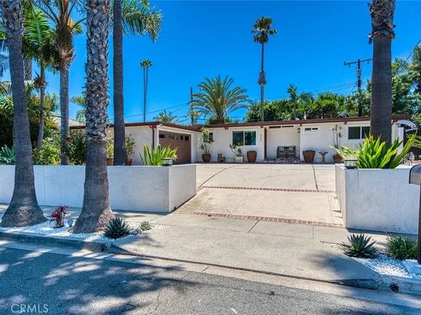 327 Santa Isabel Ave, Newport Beach, CA 92660