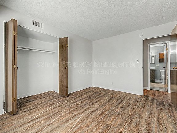 4th image of 7335 E Quincy Ave #1
