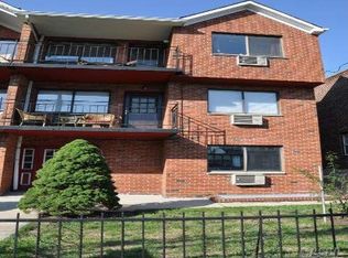 67-109 Burns St #3-A, Forest Hills, NY 11375
