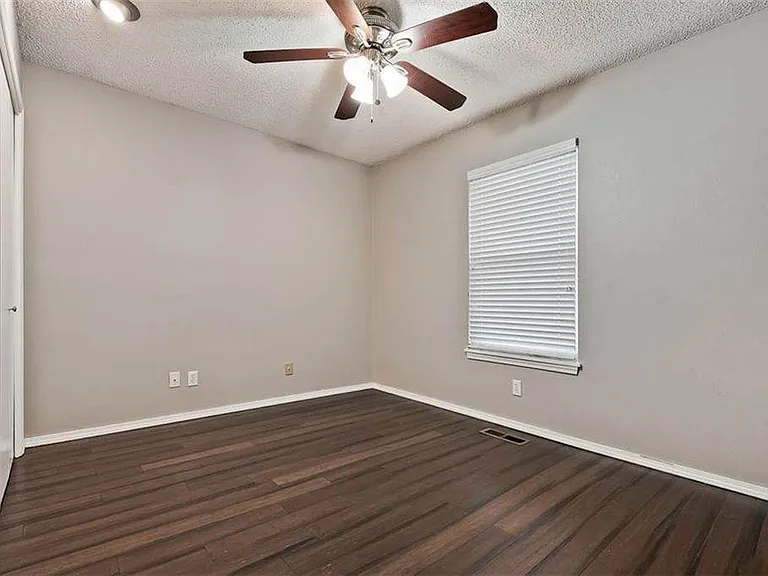 2404 N Bronze Tree Dr — Photo 12