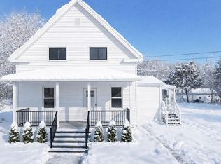 21 Irving St, Bellingham, MA 02019