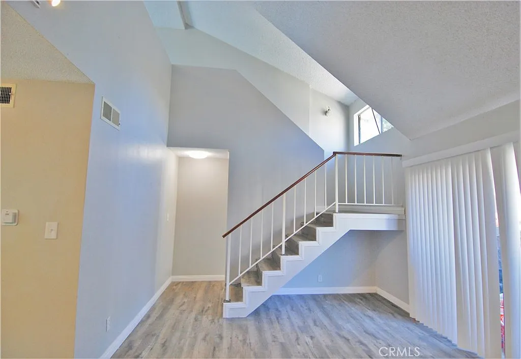 2 bed, 1163 sqft, $2,850 — Photo 2