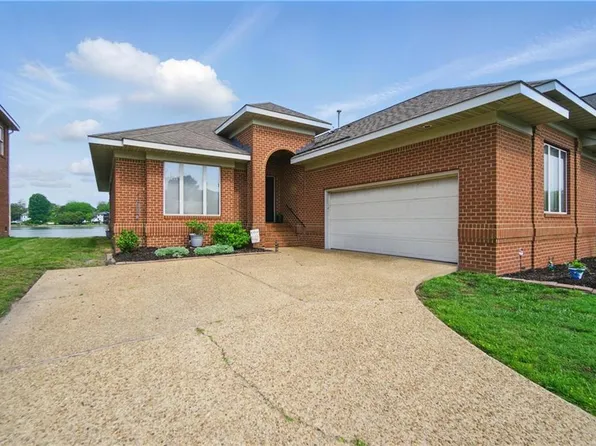 20 Brough Ln, Hampton, VA 23669
