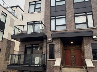 1577 Rose Way #101, Milton, ON L9E 1V8