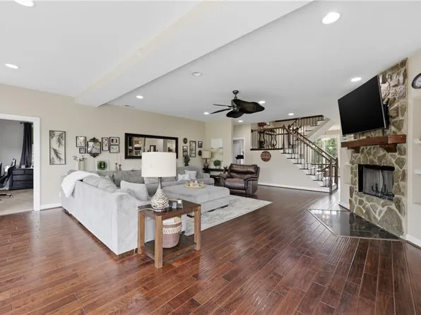 5409 Blackwater Rd, Virginia Beach, VA 23457