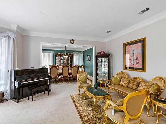 4th image of 5035 Littlewood Dr