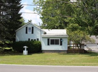 2490 Edwards Rd, Waterloo, NY 13165
