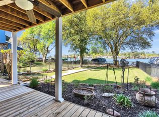 11711 Twain Dr, Montgomery, TX 77356