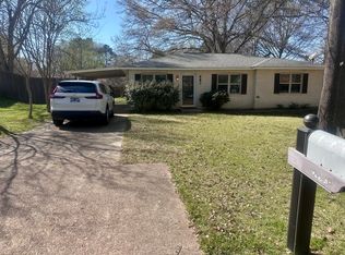 987 Greencliff Rd, Collierville, TN 38017