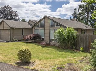 1212 E Sierra Vista Dr, Newberg, OR 97132