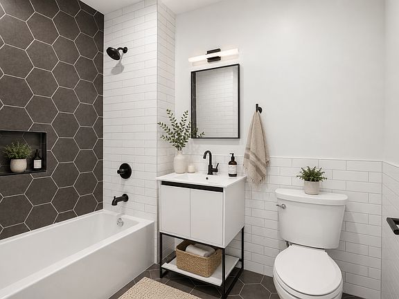 4th image of 990 Woodycrest Ave APT 2D
