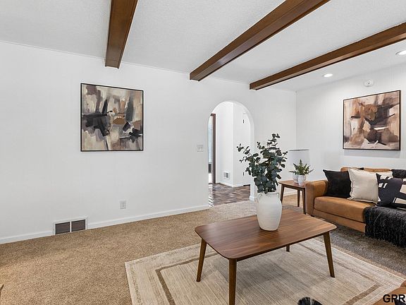 5th image of 4952 Dumfries Cir