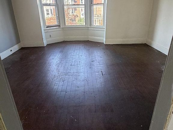 2nd image of 42 E Cottage Pl