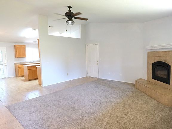 4th image of 17341 Squirrel Ct