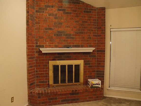 4th image of 3401 Brennan Blvd #17
