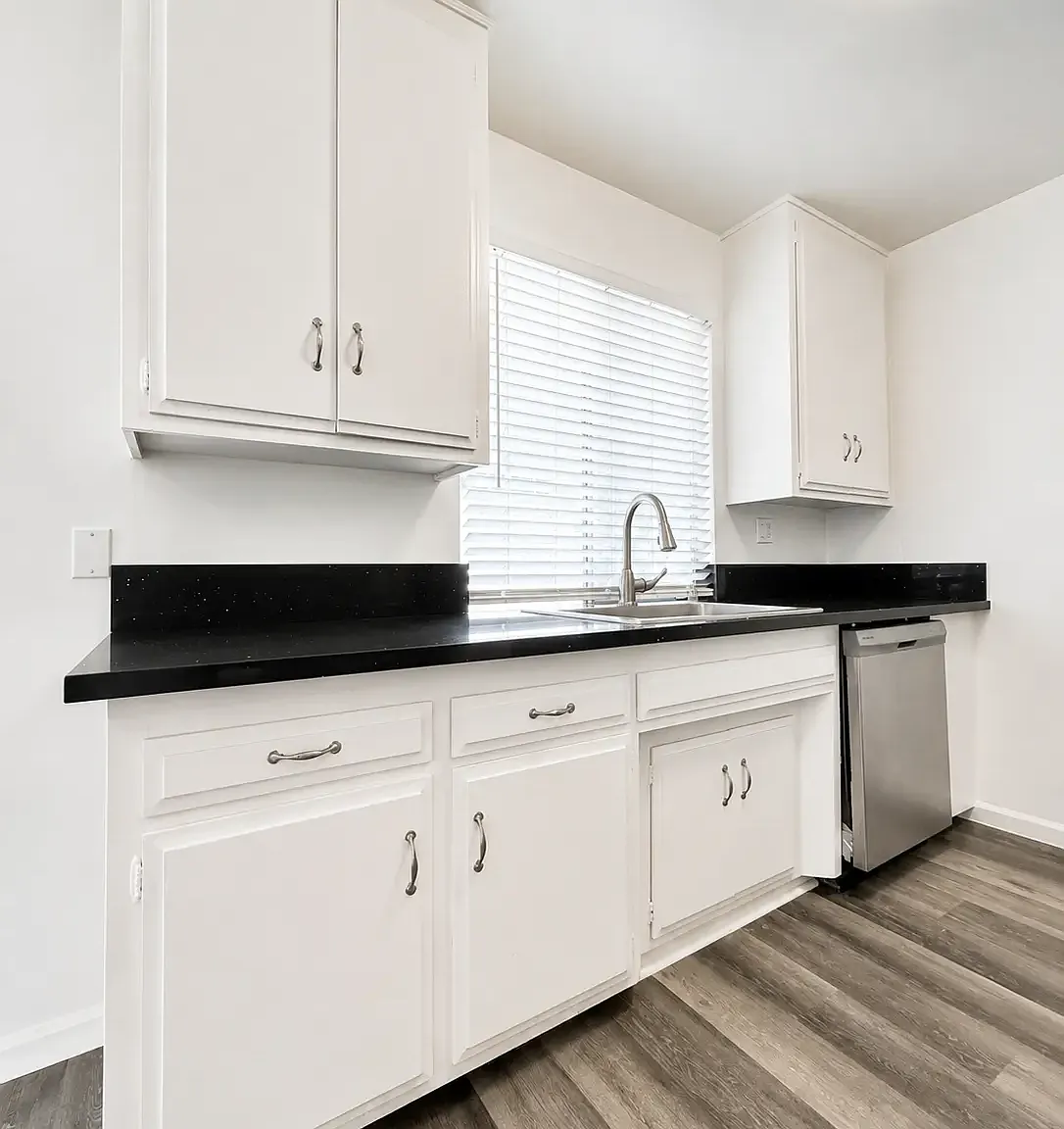 1 bed, 800 sqft, $2,195 — Photo 3