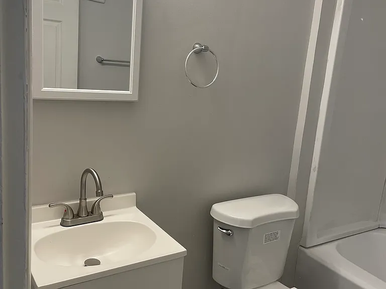 Sandy Ridge Apartments — Photo 31
