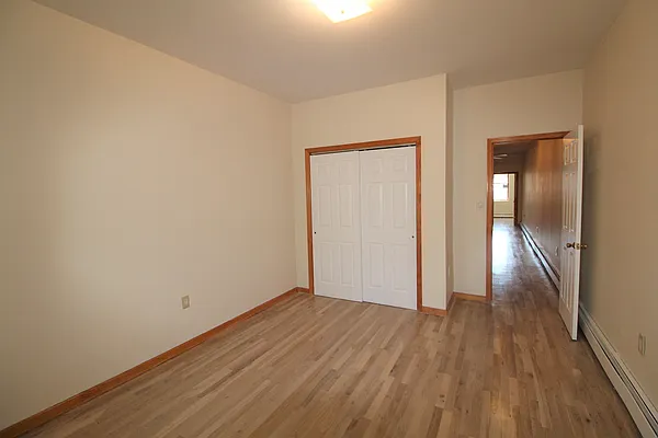 Rented by Compass | media 13