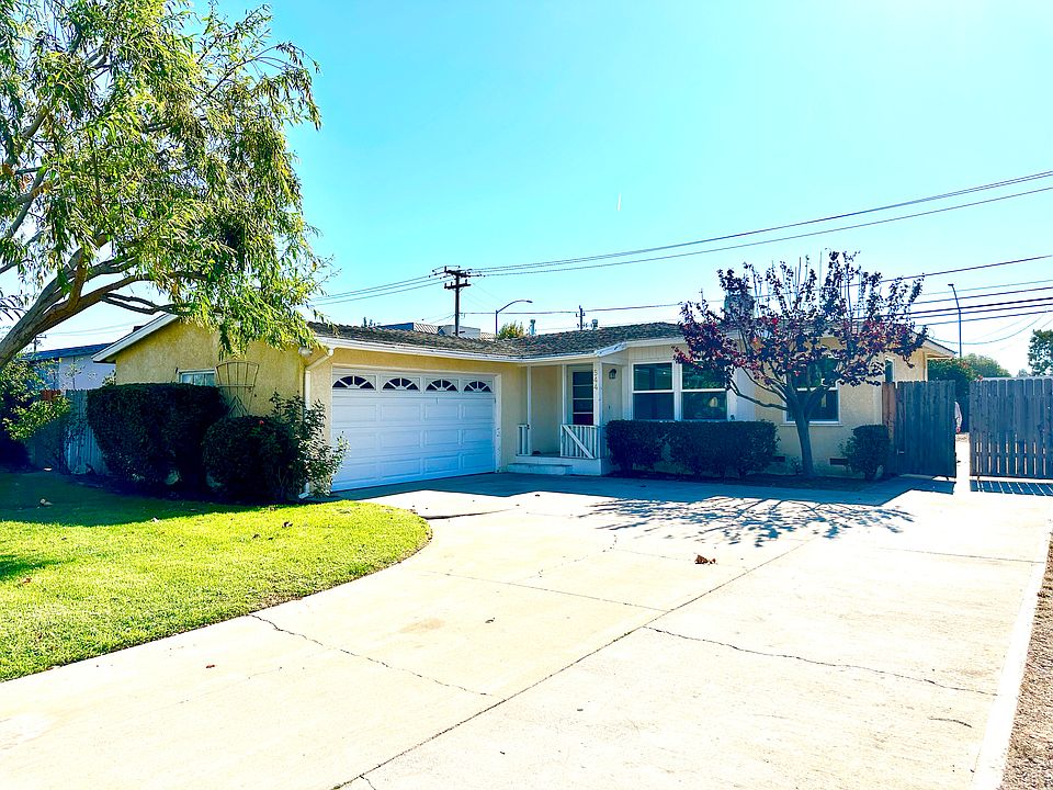 1st image of 544 De Armond Pl