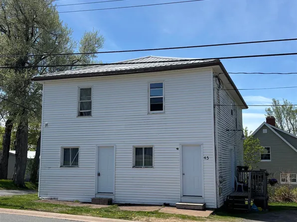 45 Mechanic St, Springhill, NS B0M 1X0