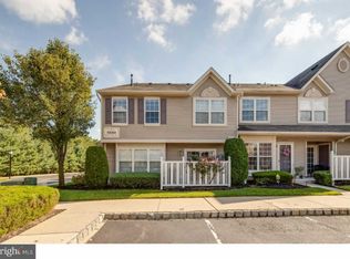 5601 Essex Ln, Mount Laurel, NJ 08054