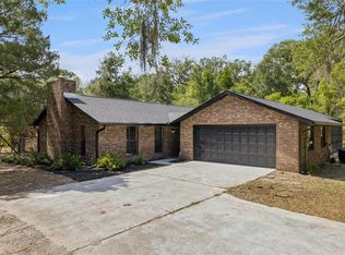 1095 E Graves Ave, Orange City, FL 32763