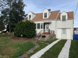 716 Shore Rd, Spring Lake, NJ 07762