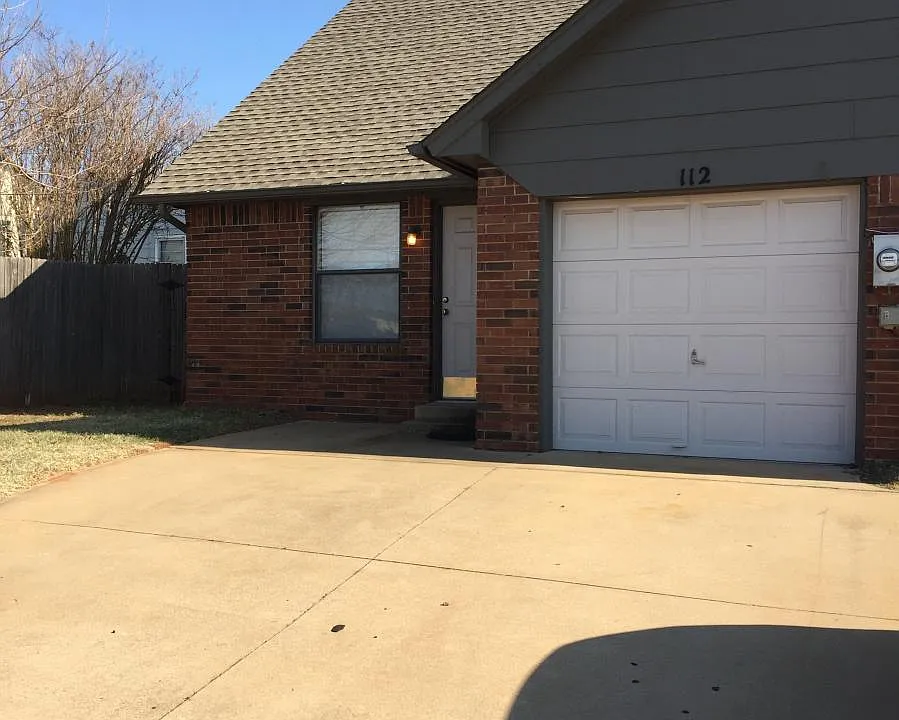 110 N Baumann Ave