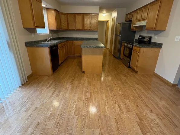 801 Evergreen Dr #2, Holmen, WI 54636