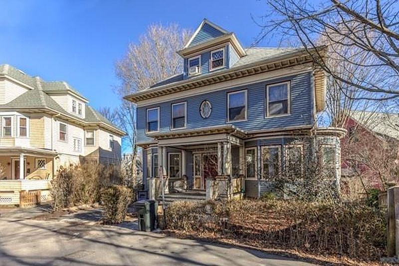 2nd image of 70 Robinwood Ave