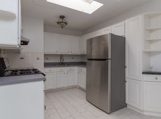 82 Bleecker St #2F, Brooklyn, NY 11221