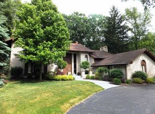 4602 Crossfields Rd, Toledo, OH 43623