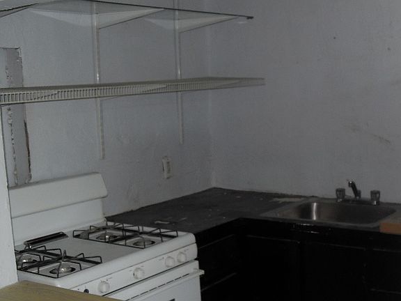 4th image of 1618 Michigan Ave APT 24