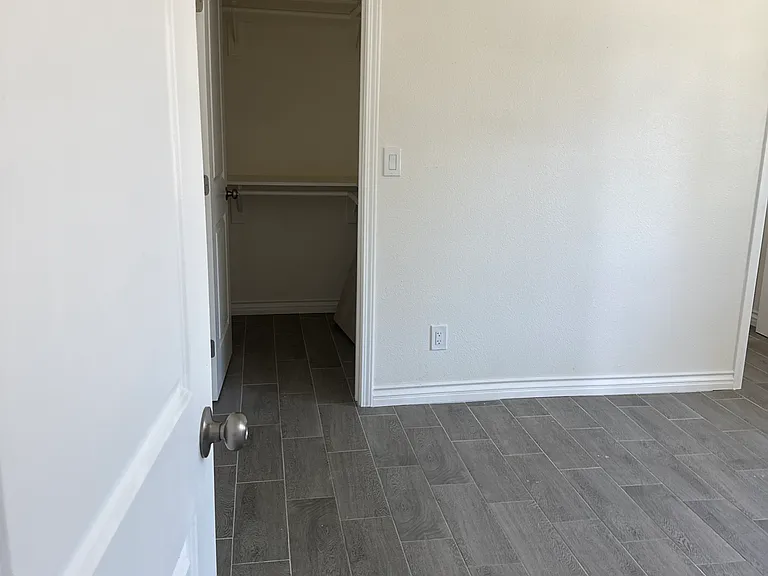 8610 Bennett Ave #2 — Photo 5