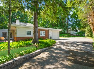 88 Strathmore Rd, Scarsdale, NY 10583