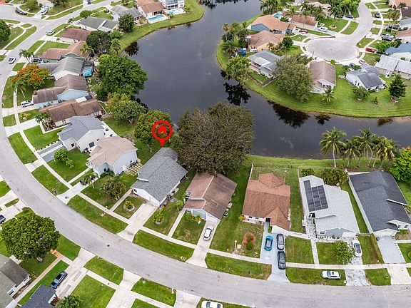 4th image of 4541 Brook Drive