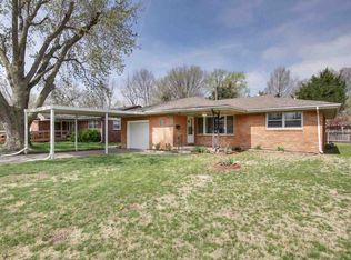 411 Ivah Dr, Haysville, KS 67060
