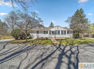 304 Forsgate Dr, Monroe Township, NJ 08831