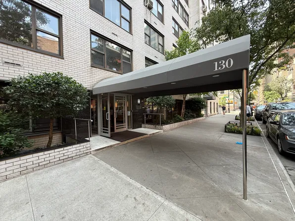 130 East 18th Street 8S image 10 of 10