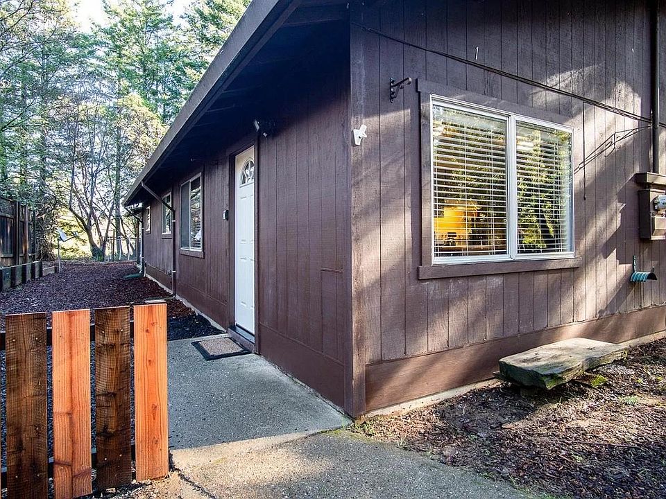 1st image of 25824 Madrone Dr #A