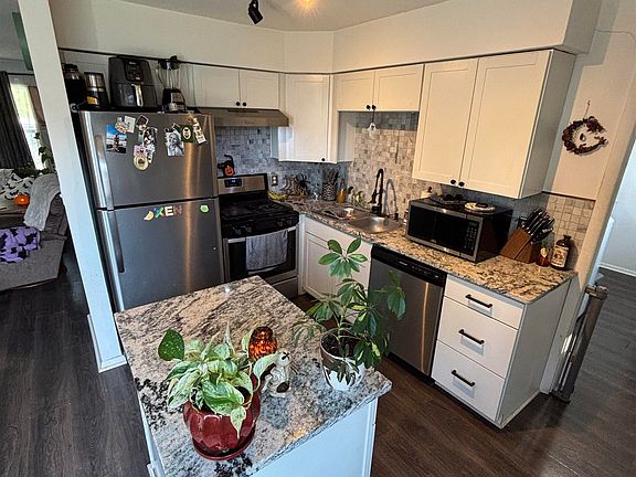 4th image of 8203 Seward Ln