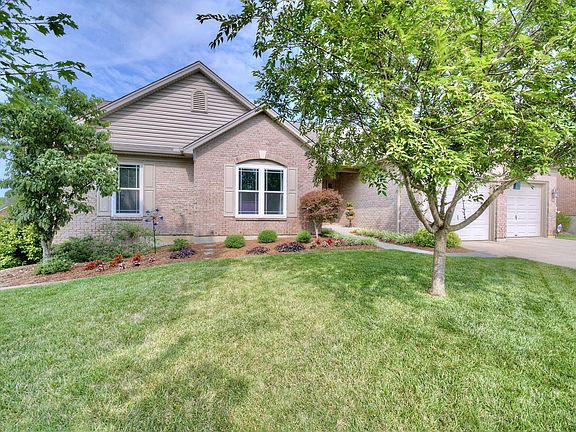 3rd image of 8307 Woodcreek Dr