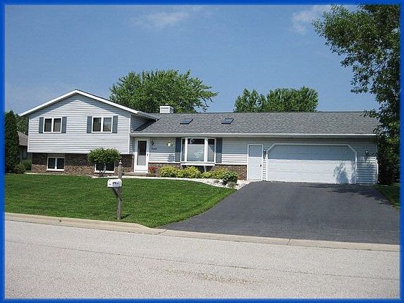 2nd image of 1848 Memorial Dr