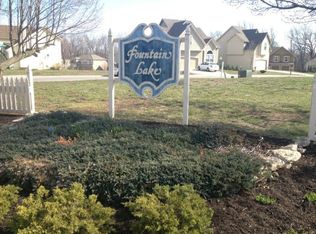 12635 Fountain Lake Cir, Grandview, MO 64030