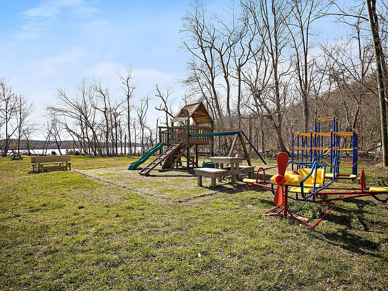 13915 Piscataway Dr — Photo 42