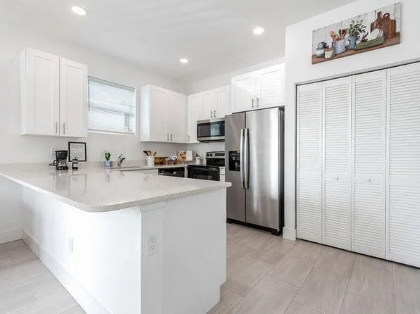 2689 Hiawatha Ave, West Palm Beach, FL 33409