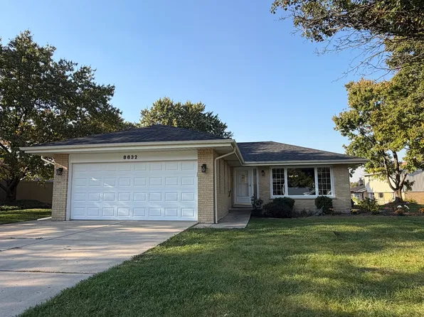 8832 Briarwood Ln, Orland Park, IL 60462