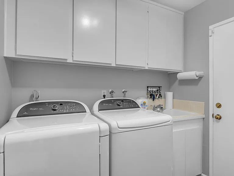 17 Lugo Dr — Photo 23